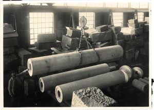 Säulen aus der GRASYMA Fabrik in Weißenstadt